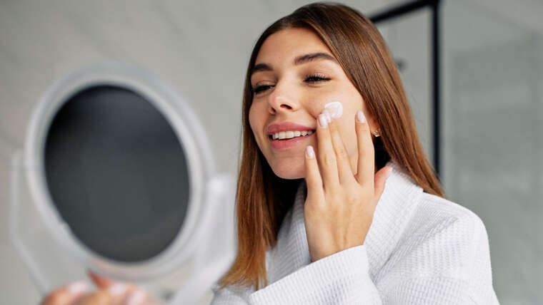 ¿El skincare es una tarea diaria? La Dra. Dayana Arenas explica por qué sí